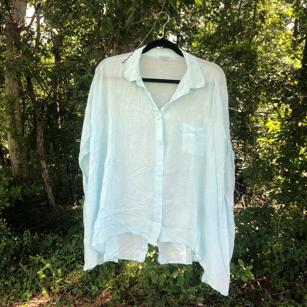 WILDFOX swim button down blue top white stars